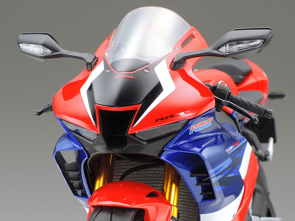 タミヤ 1/12 Honda CBR1000RR-R FIREBLADE SP | タミヤ