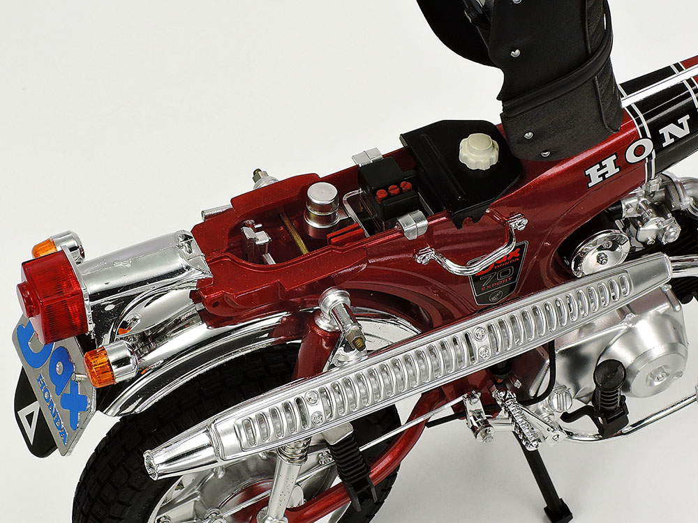 タミヤ 1/6 オートバイシリーズ ダックス Honda ST70 | タミヤ