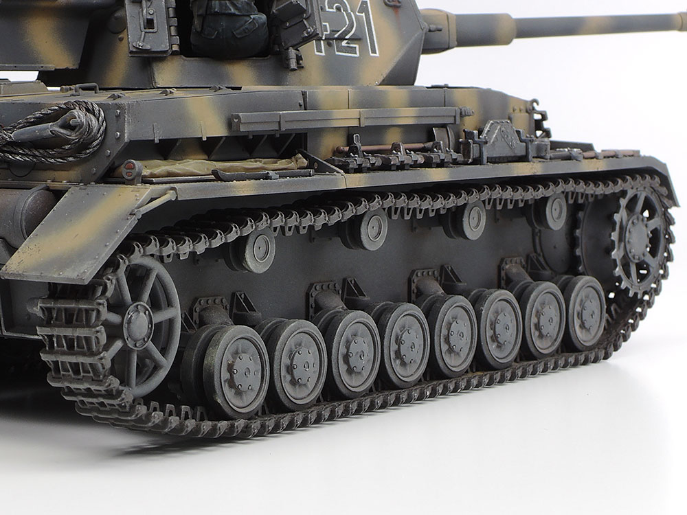 タミヤ スケール限定商品 1/35 ドイツIV号戦車G型初期生産車・伝令 