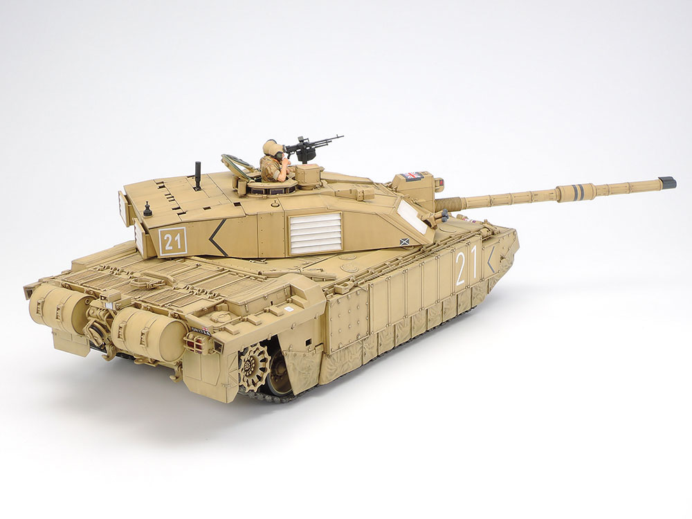 Tamiya 1/48 Challenger 2 Desertised full build