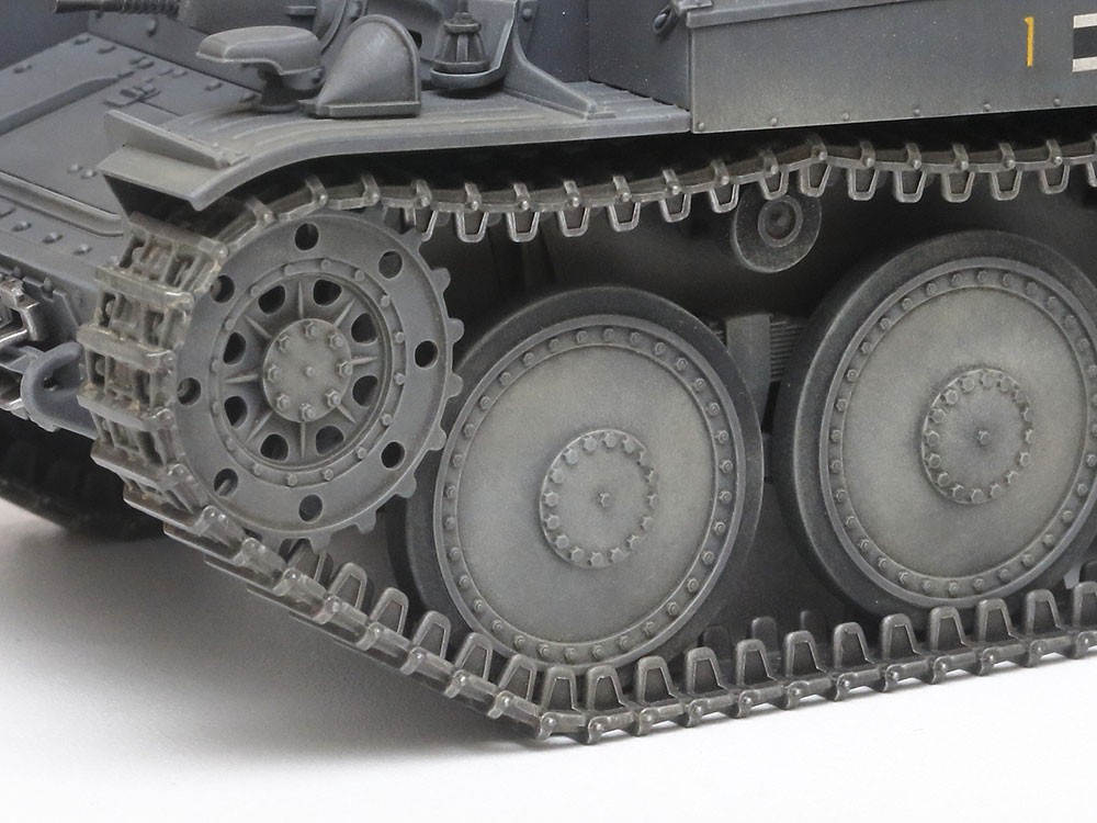 タミヤ 1/35 ミリタリーミニチュアシリーズ ドイツ軽戦車 38 (t) E/F型 