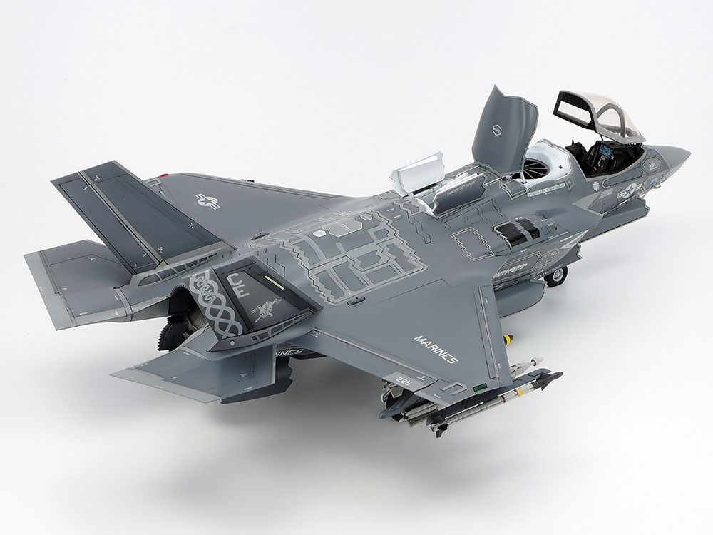 イタレリ　1/48 F-35B ライトニング　II