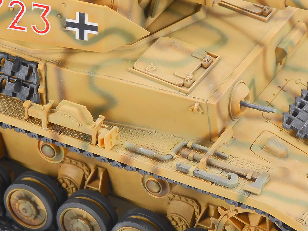 タミヤ 1/35RC ドイツⅣ号戦車J型 (専用プロポ付き) | タミヤ
