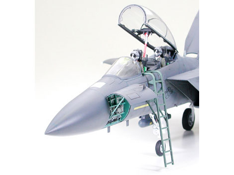 タミヤ 1/32 エアークラフトシリーズ F-15E ストライクイーグル 