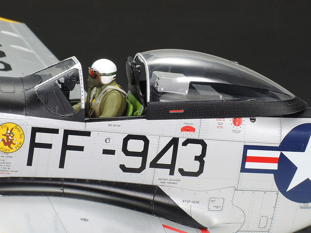タミヤ 1/32 エアークラフトシリーズ ノースアメリカン F-51D マスタング (朝鮮戦争) | タミヤ