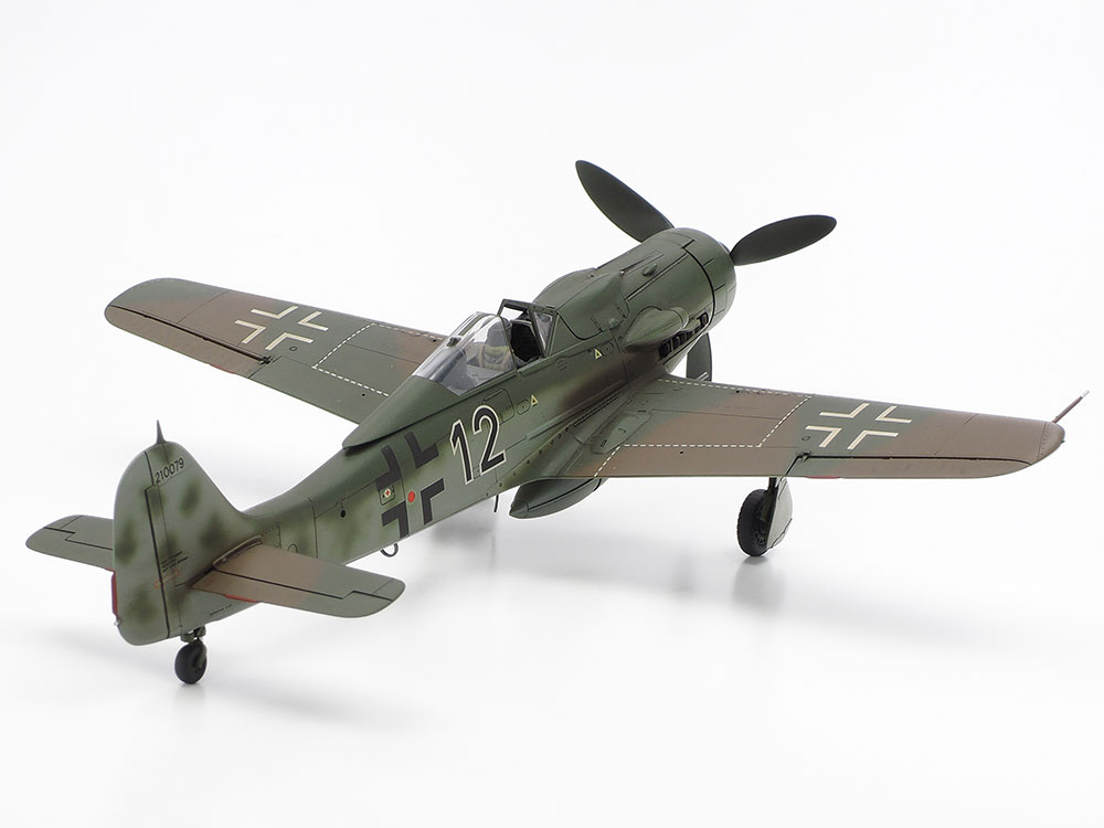 タミヤ 1/48 傑作機シリーズ フォッケウルフ Fw190 D-9 | タミヤ