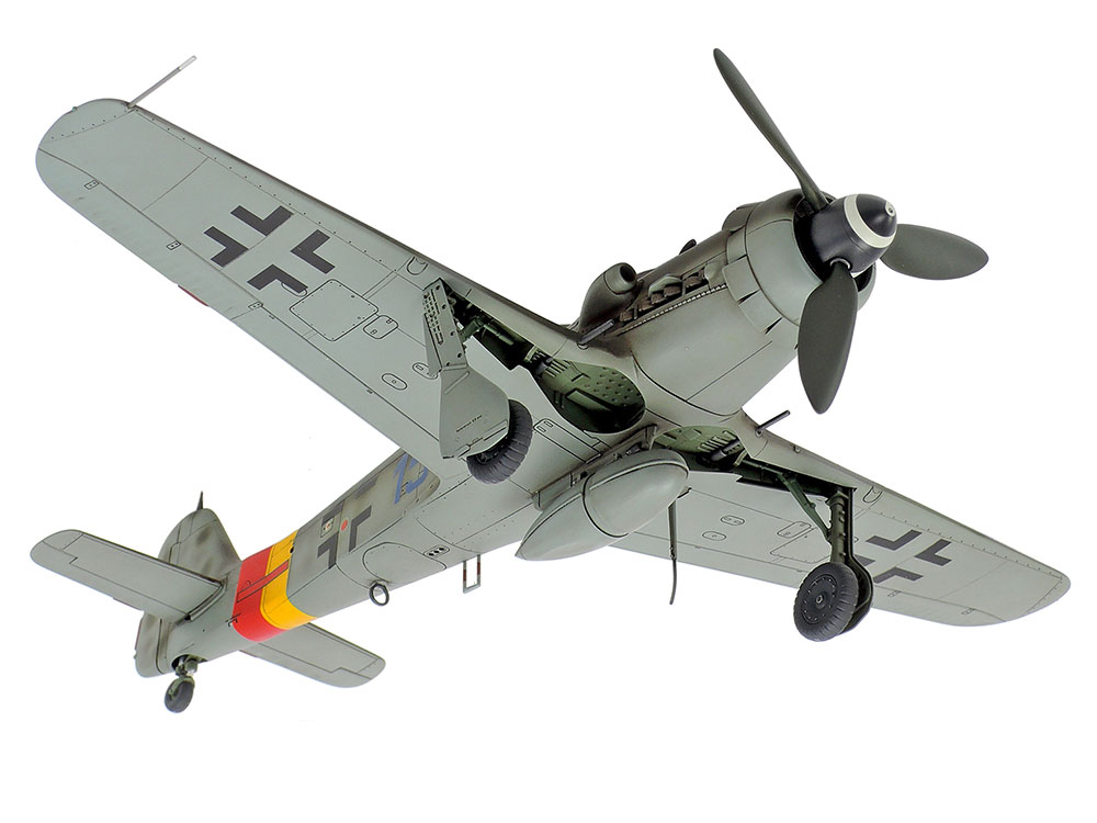 タミヤ 1/48 傑作機シリーズ フォッケウルフ Fw190 D-9 | タミヤ