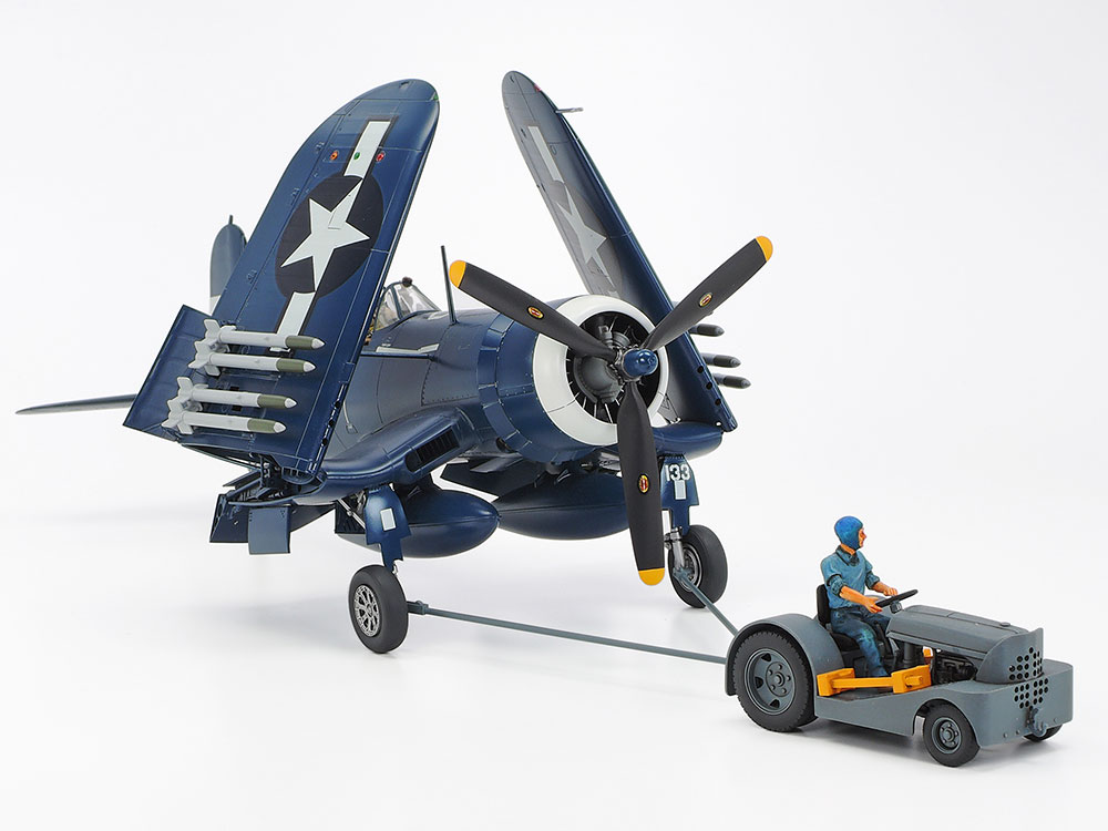 タミヤ 1/48 傑作機シリーズ ヴォート F4U-1D コルセア モトタグ牽引セット | タミヤ