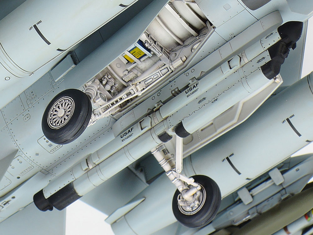タミヤ 1/48 傑作機シリーズ ロッキードマーチン F-16C ［ブロック25/32］ ファイティングファルコン アメリカ州空軍 | タミヤ