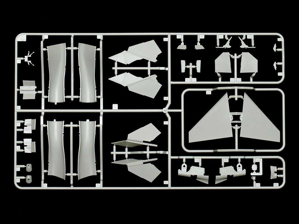 1/48 マクダネル・ダグラス F-4B ファントムII キットのランナー部品と