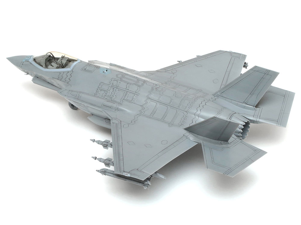 エフトイズ ハイスペックシリーズ 1/144戦闘機 F-35A ライトニングII B アメリカ空軍 第58戦闘飛行隊 | エフトイズ1/144  F35ライトニングⅡ 3機セット ハイスペックシリーズ | oxygencycles.in