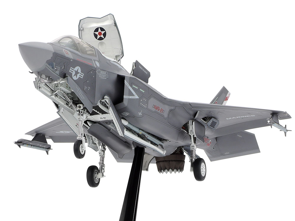 タミヤ 1/48 傑作機シリーズ 1/48 ロッキード マーチンF-35B ...