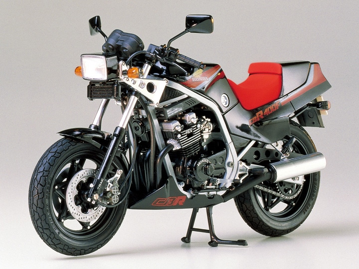 タミヤ 1/12 オートバイシリーズ ホンダ CBR400F | タミヤ
