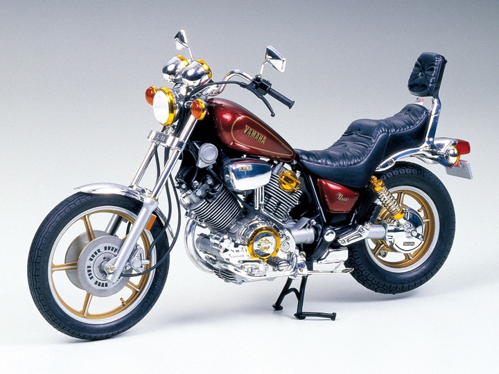 タミヤ 1/12 ヤマハ XV1600 ロードスター カスタム | タミヤ