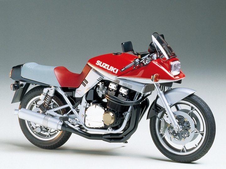 タミヤ 1/12 オートバイシリーズ GSX 1100S カタナ・カスタム