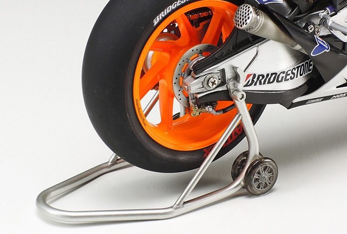 1/12 SCALE REPSOL Honda RC213V '14 | TAMIYA