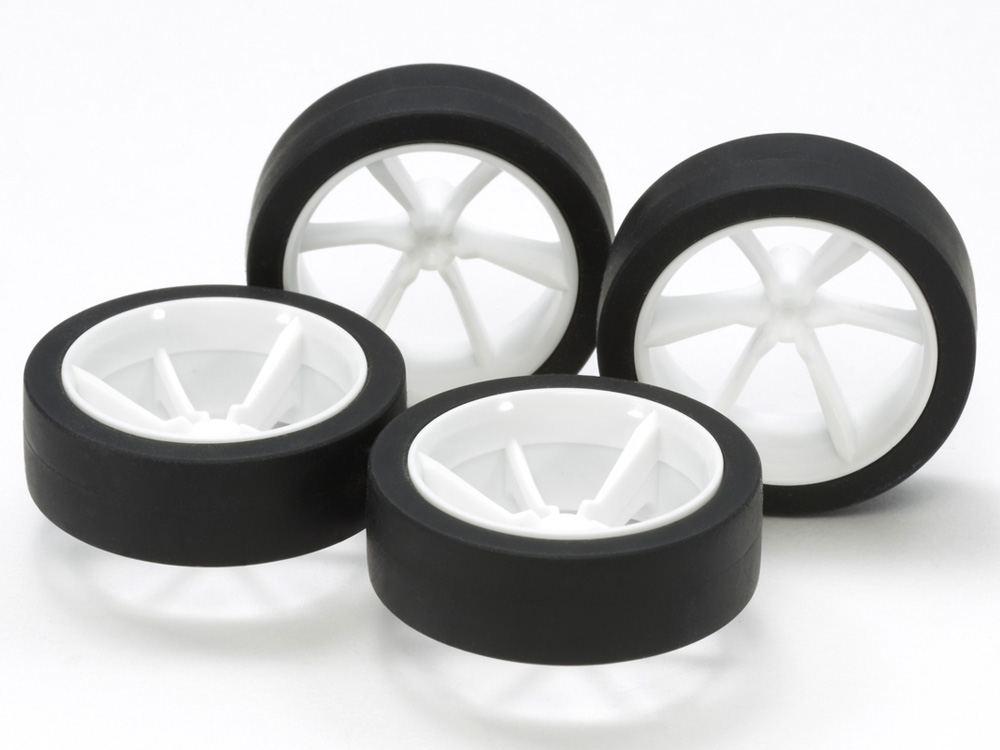 LARGE-DIAMETER LOW-PROFILE TIRES & 6-SPOKE WHEELS | TAMIYA