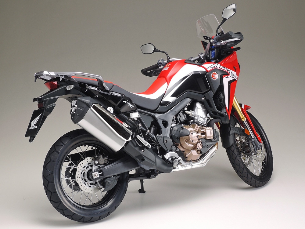 タミヤ 1/6 オートバイシリーズ Honda CRF1000L アフリカツイン | タミヤ