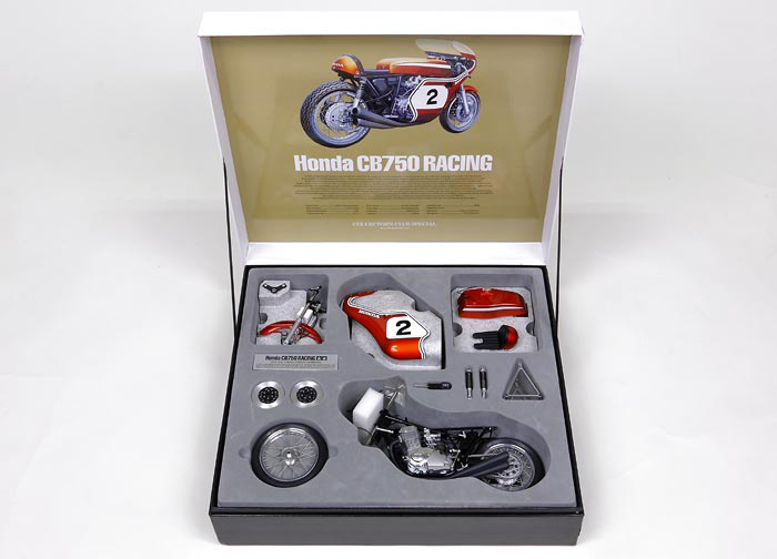 タミヤ 1/6 コレクターズクラブ・スペシャル Honda CB750 レーシング 