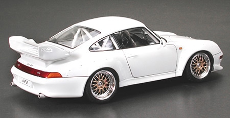 Tamiya 300024247 - Modellino Porsche 911GT2 Club Sport/Strassenversion  Realizzato in Scala 1:24 : : Giochi e giocattoli