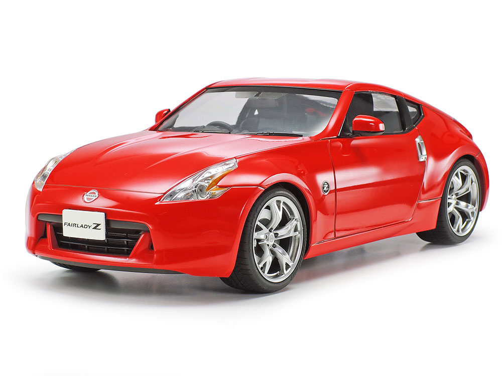 DetailScaleView: Tamiya 1/24 Nissan Z (363)