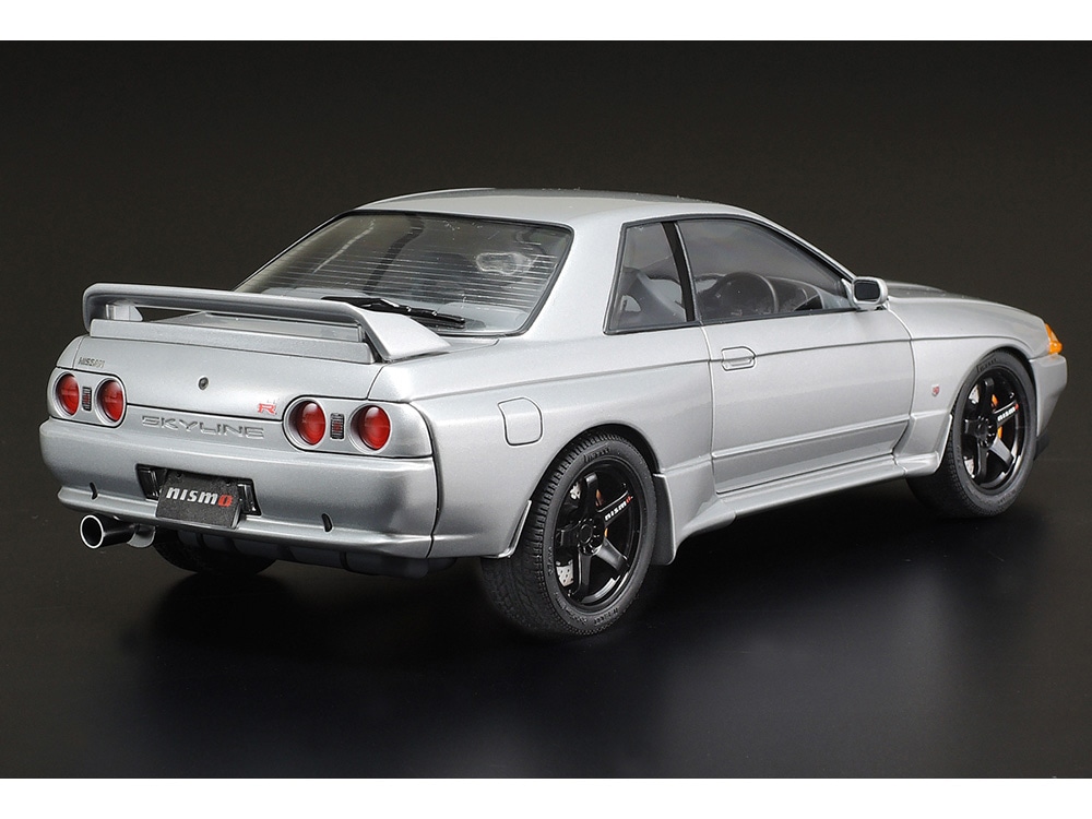 タミヤ 1/24 スポーツカーシリーズ NISSAN スカイラインGT-R（R32）ニスモカスタム | タミヤ