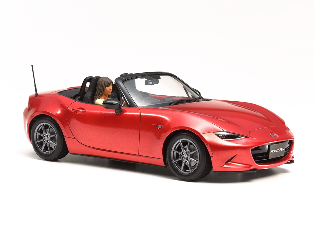 TAMIYA 24085 1/24 Mazda Eunos Roadster