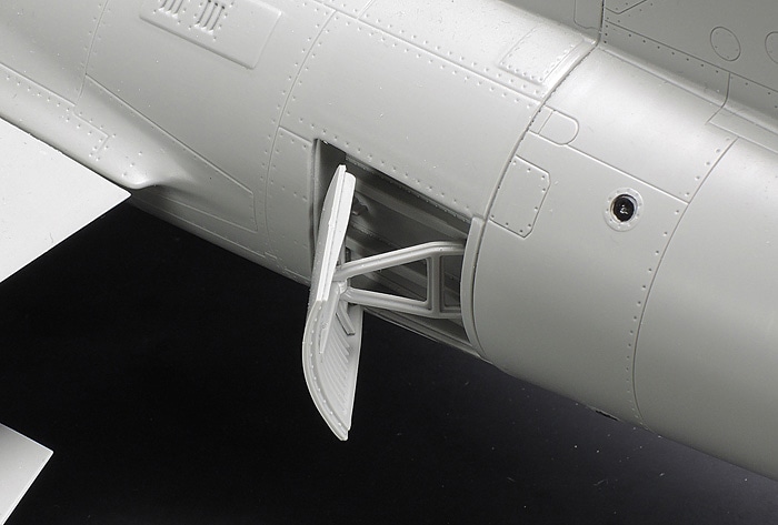 タミヤ スケール限定商品 1/32 F-104 G/S スターファイター （パイロット人形付き） | タミヤ
