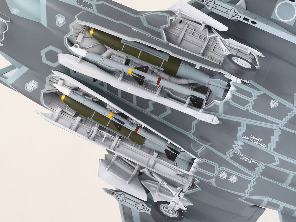 タミヤ スケール特別企画 1/32 F-35A ライトニングII (航空自衛隊