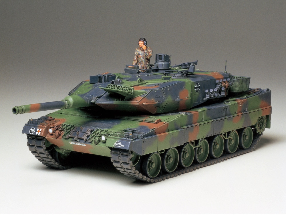 最旬ダウン TAMIYA タミヤ 西ドイツ レオパルドA4戦車 1 16 ラジコン