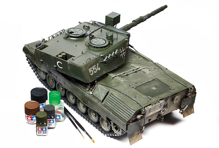 最旬ダウン TAMIYA タミヤ 西ドイツ レオパルドA4戦車 1 16 ラジコン