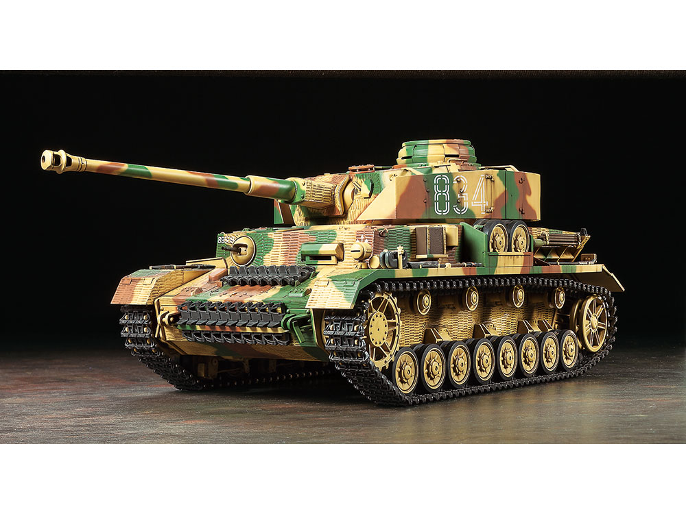 在庫DxO専用　タミヤ　1/16　4号戦車　完成品 個人装備