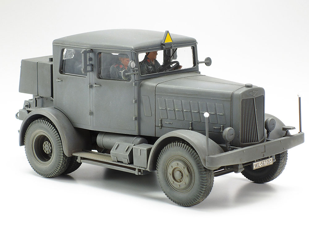 タミヤイタレリシリーズ 1/48 ドイツ重牽引車SS-100・88mm砲FLAK37