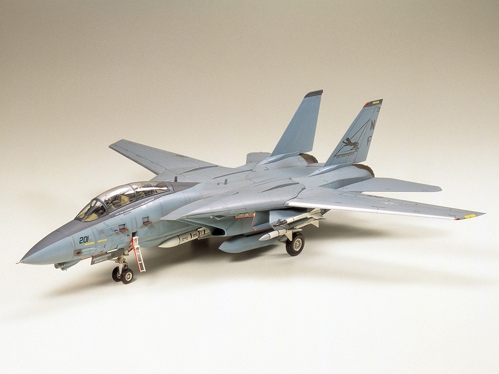 タミヤ 1/32 エアークラフトシリーズ グラマン F-14A トムキャット 