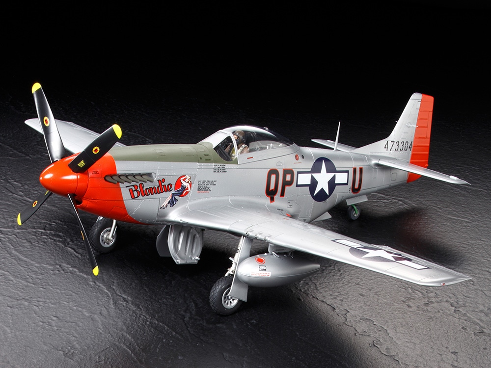 タミヤ 1/32 エアークラフトシリーズ ノースアメリカン P-51D 