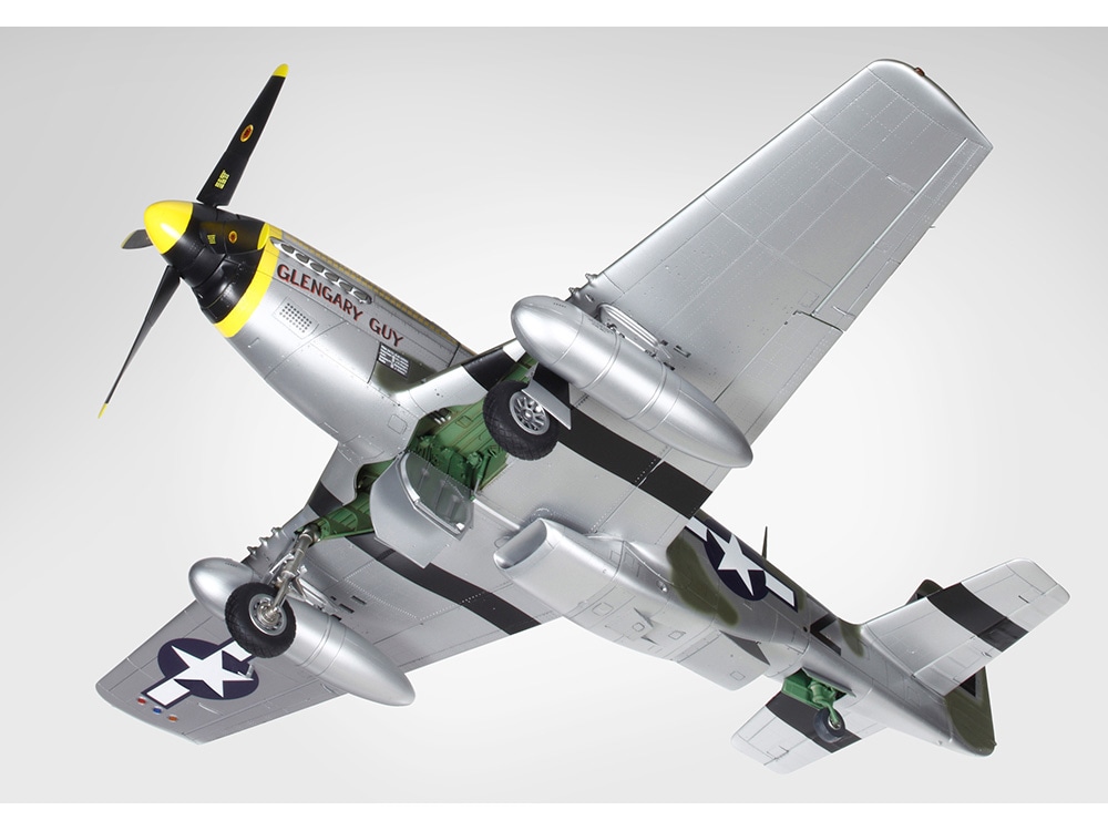 1/24 P－51D MUSTANG（ノースアメリカン） 模型飛行機 戦闘機 ソリッド 