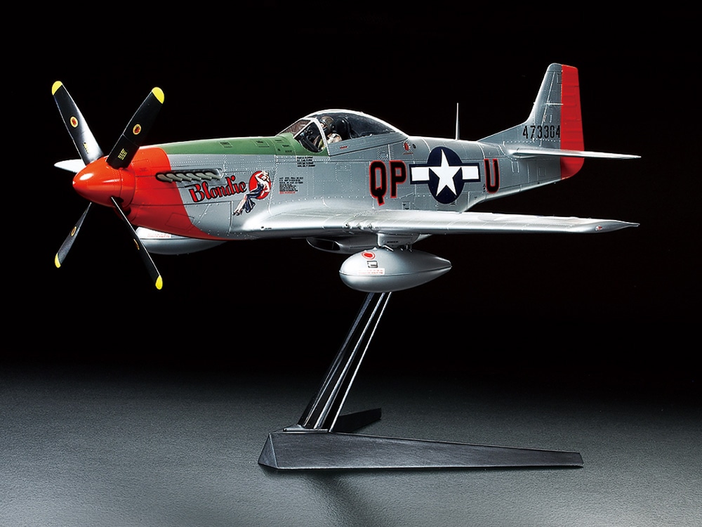 タミヤ 1/32 エアークラフトシリーズ ノースアメリカン P-51D 