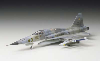 タミヤ 1/72 ウォーバードコレクション F-5E タイガーII | タミヤ